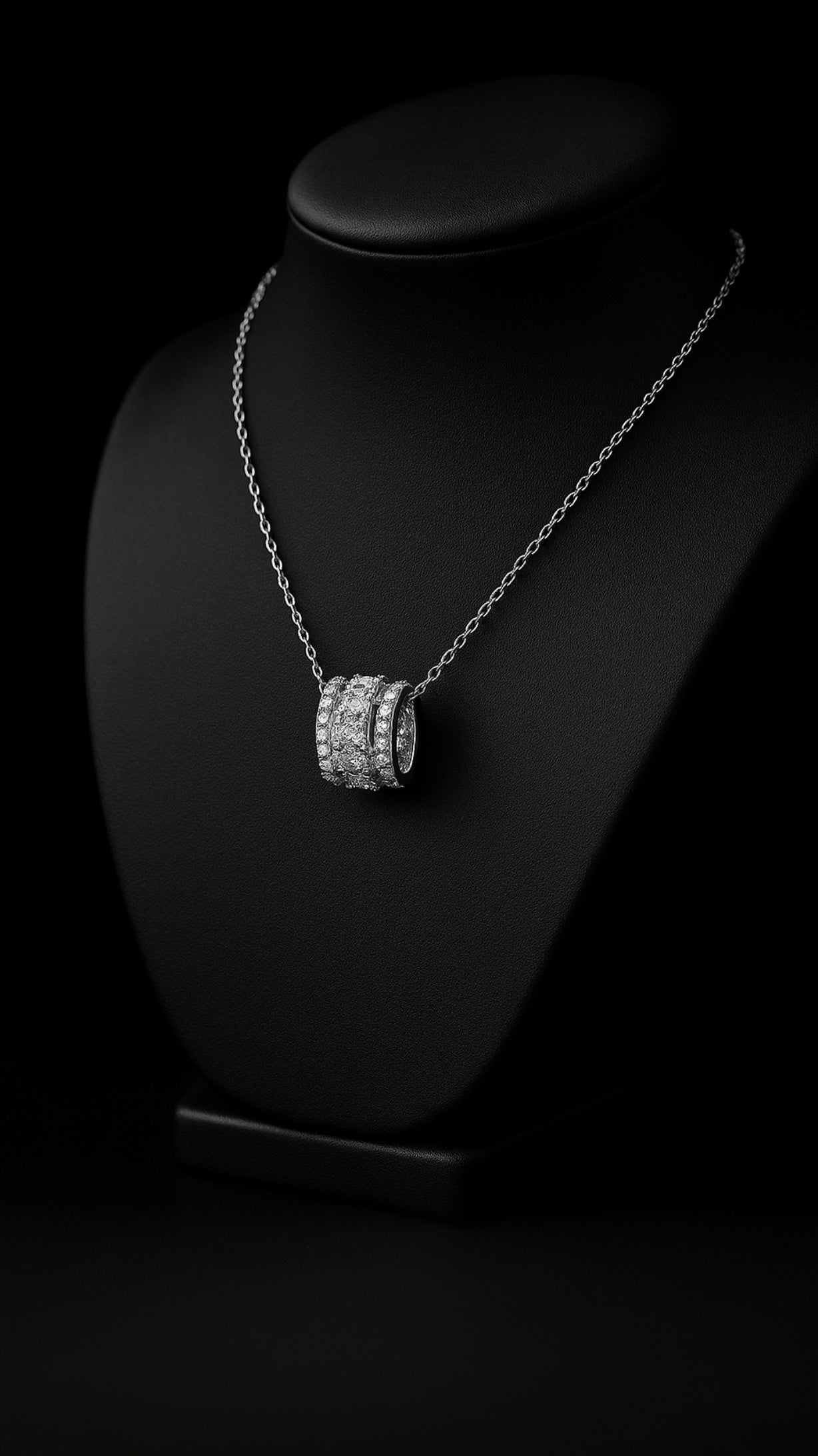 Sparkles Intertwined Necklace
