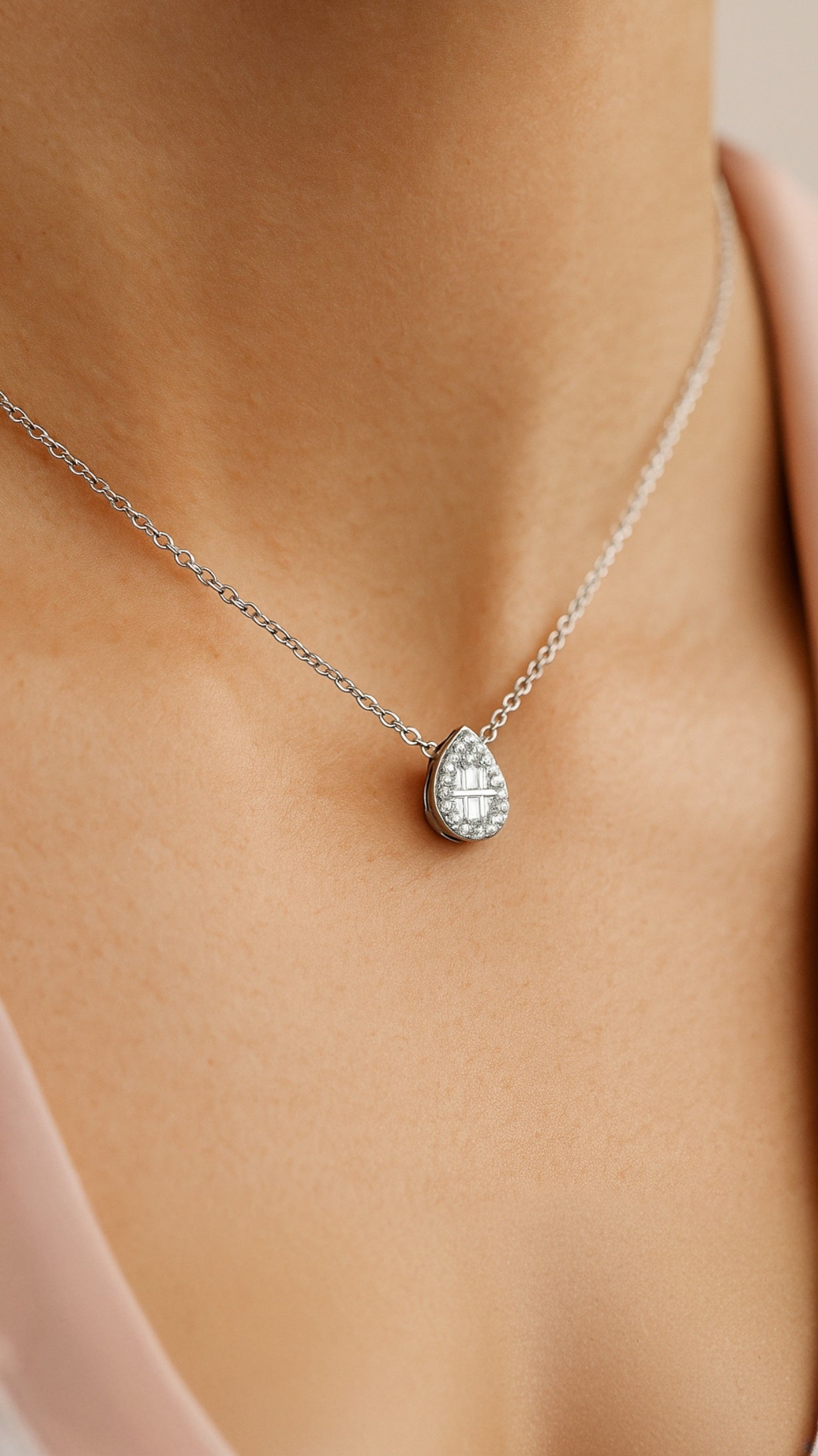 Mysterium Necklace