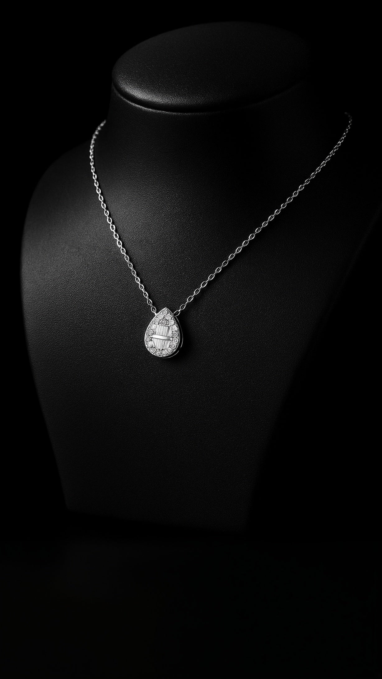 Mysterium Necklace