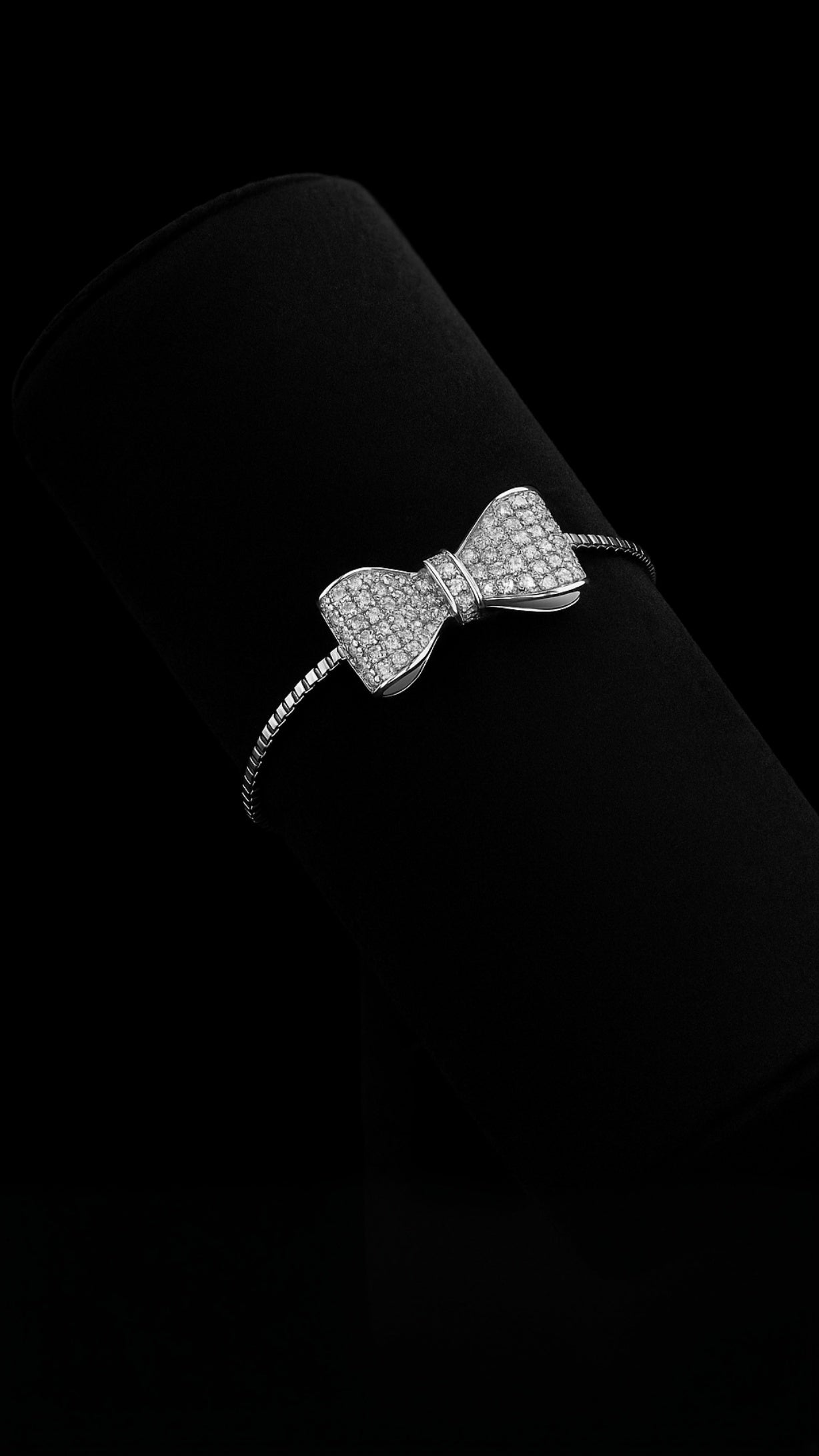 Bowtie Brilliance Bracelet