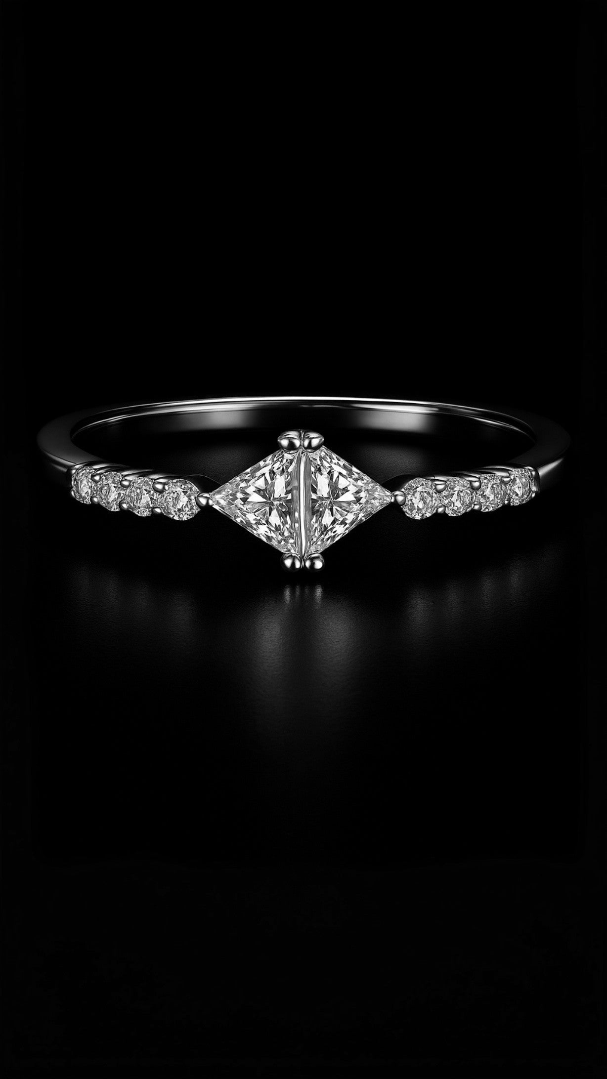 Royal Sparkle Ring