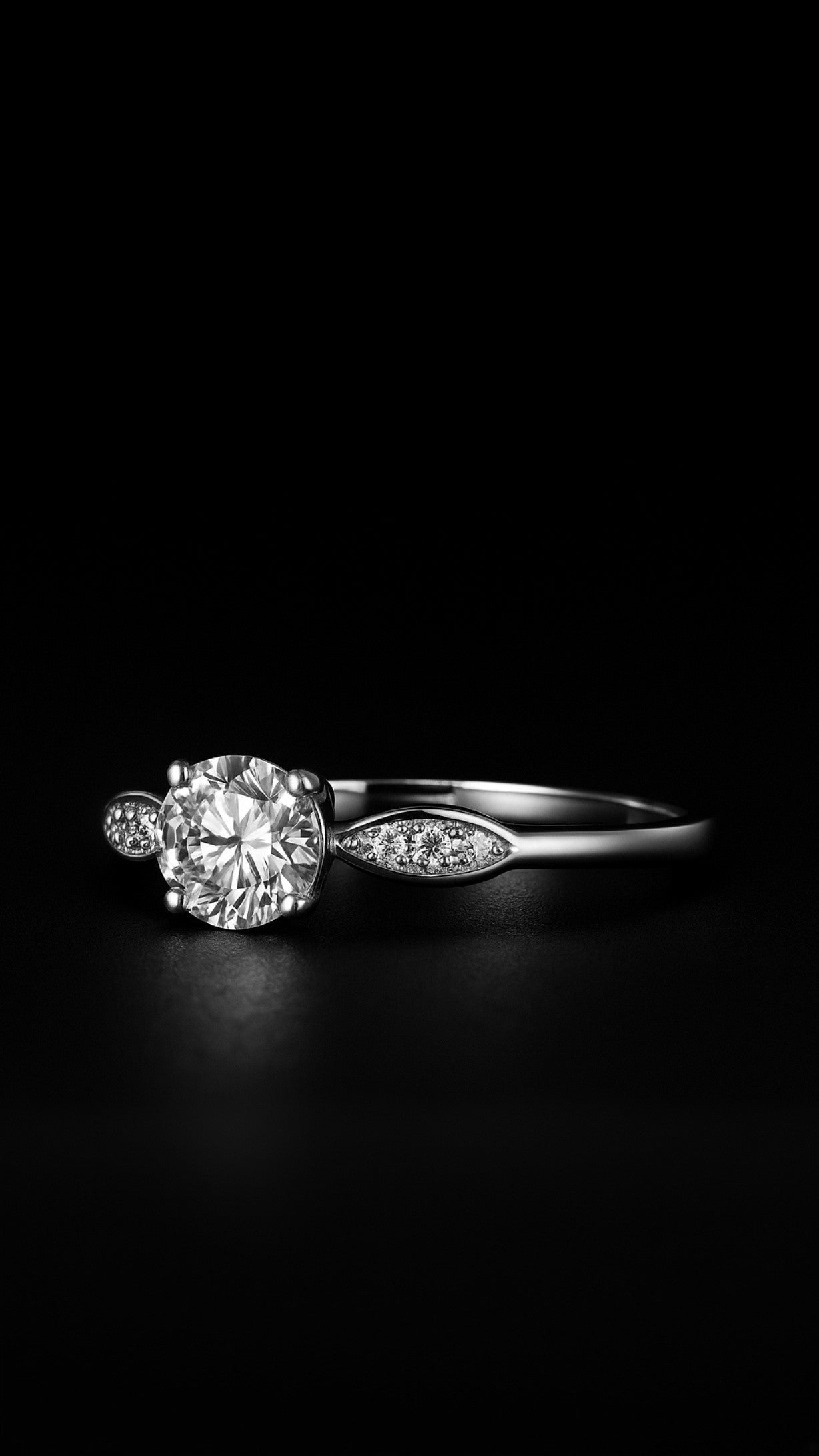 Prestigious Shine Ring