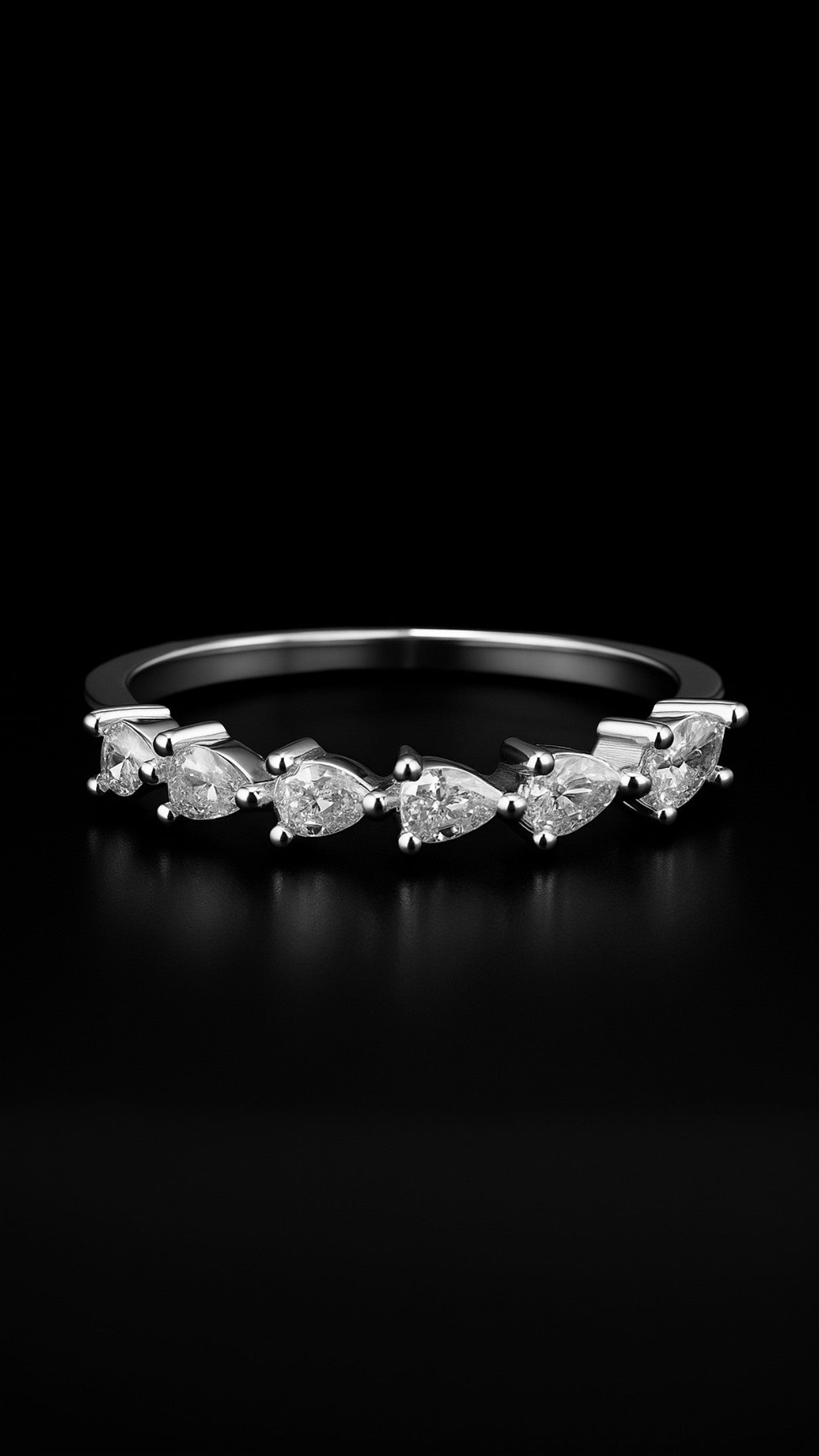 Cosmic Horizon Ring