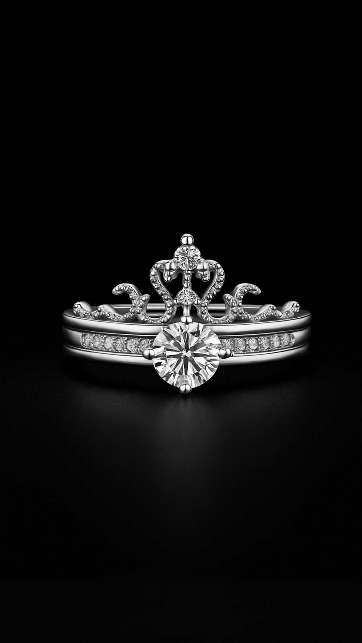 Queen's Adorn Ring