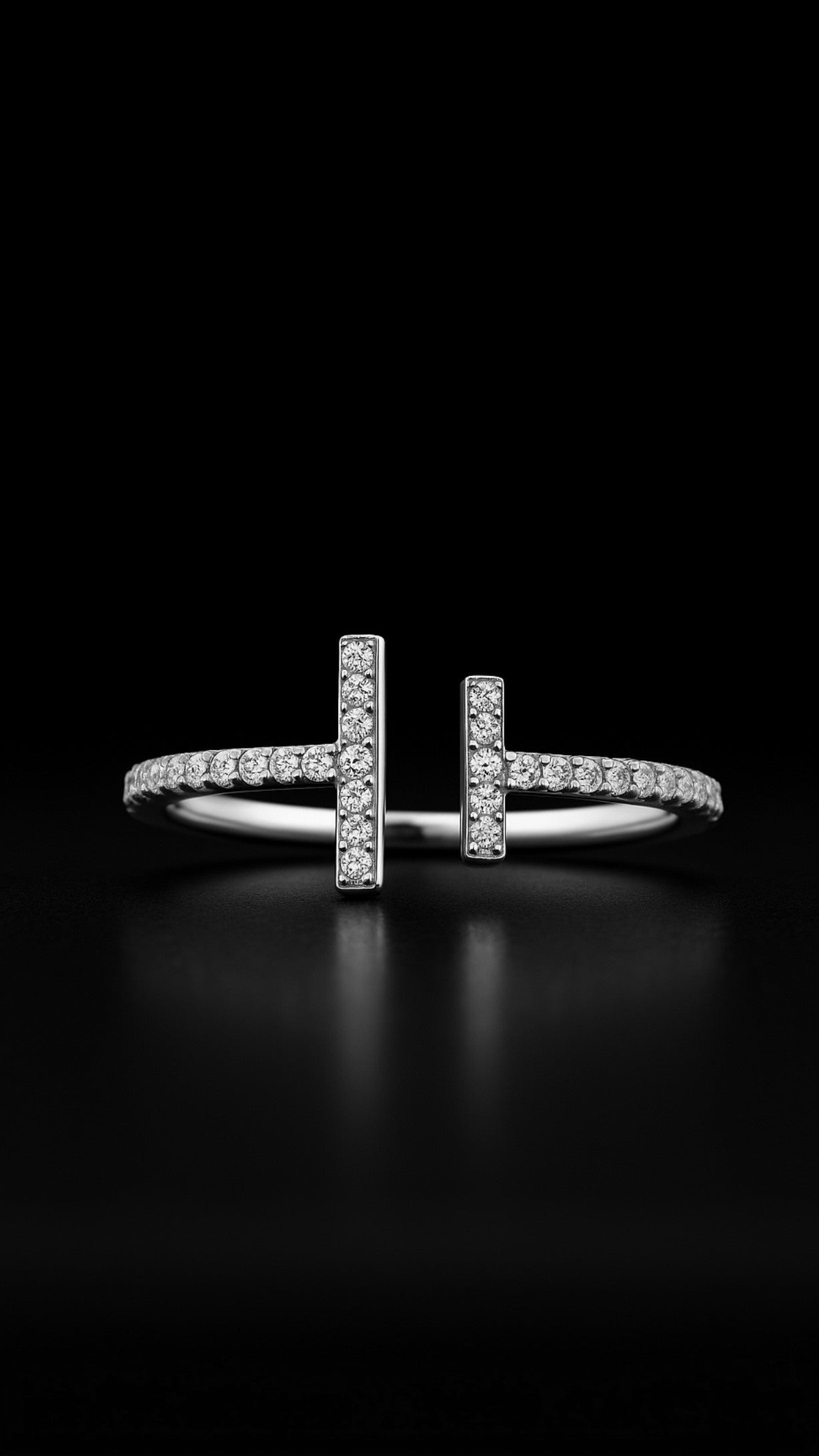Queen’s Luster Ring