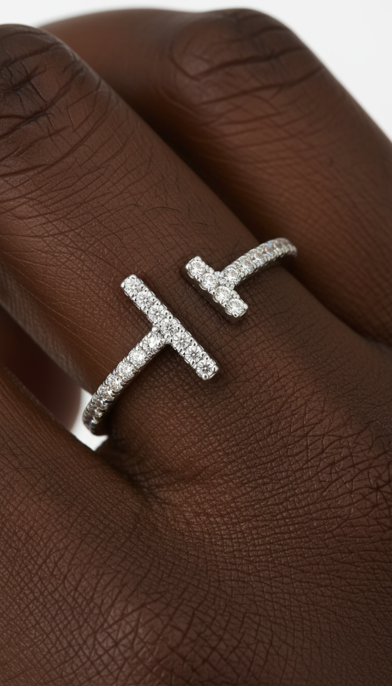 Queen’s Luster Ring
