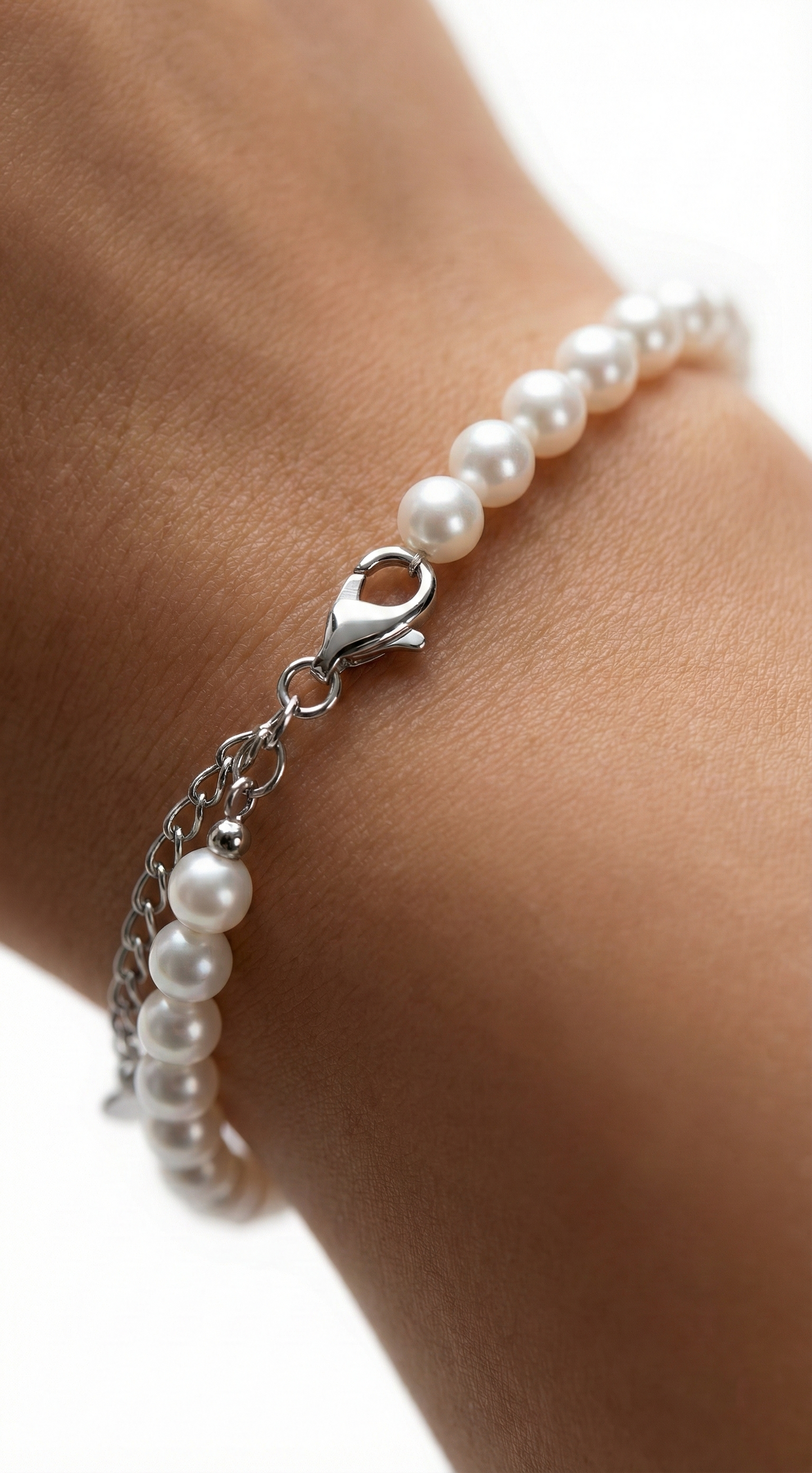 Pearl Presence Bracelet