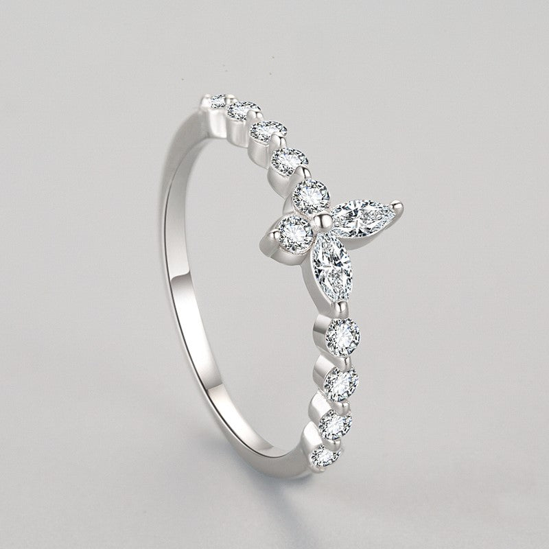 Deluxe Diamondique Ring - Diamoray