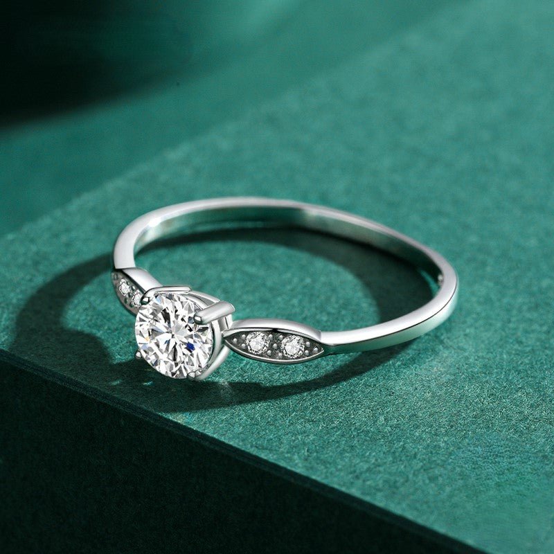 Prestigious Shine Ring - Diamoray