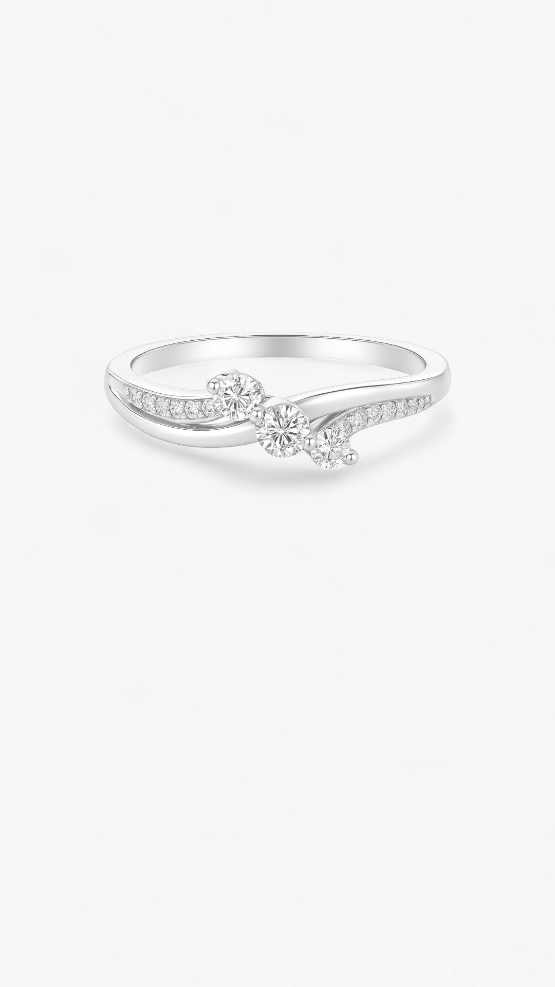 Glistening Grandeur Ring