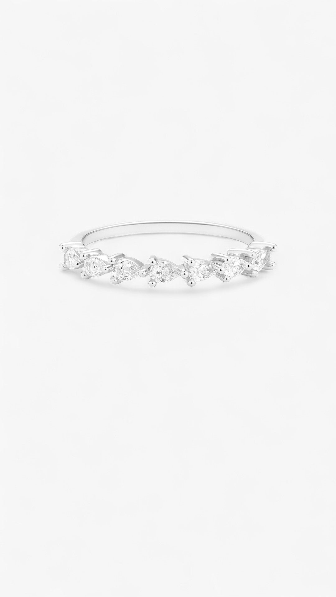 Cosmic Horizon Ring