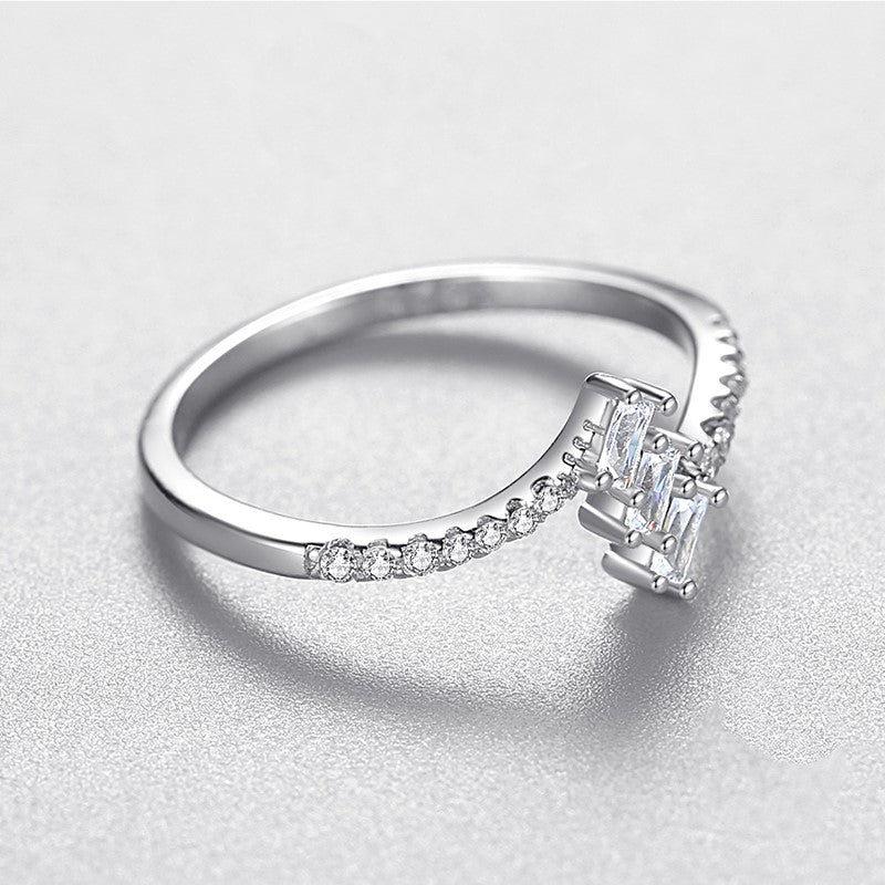 Royal Regalia Ring - Diamoray
