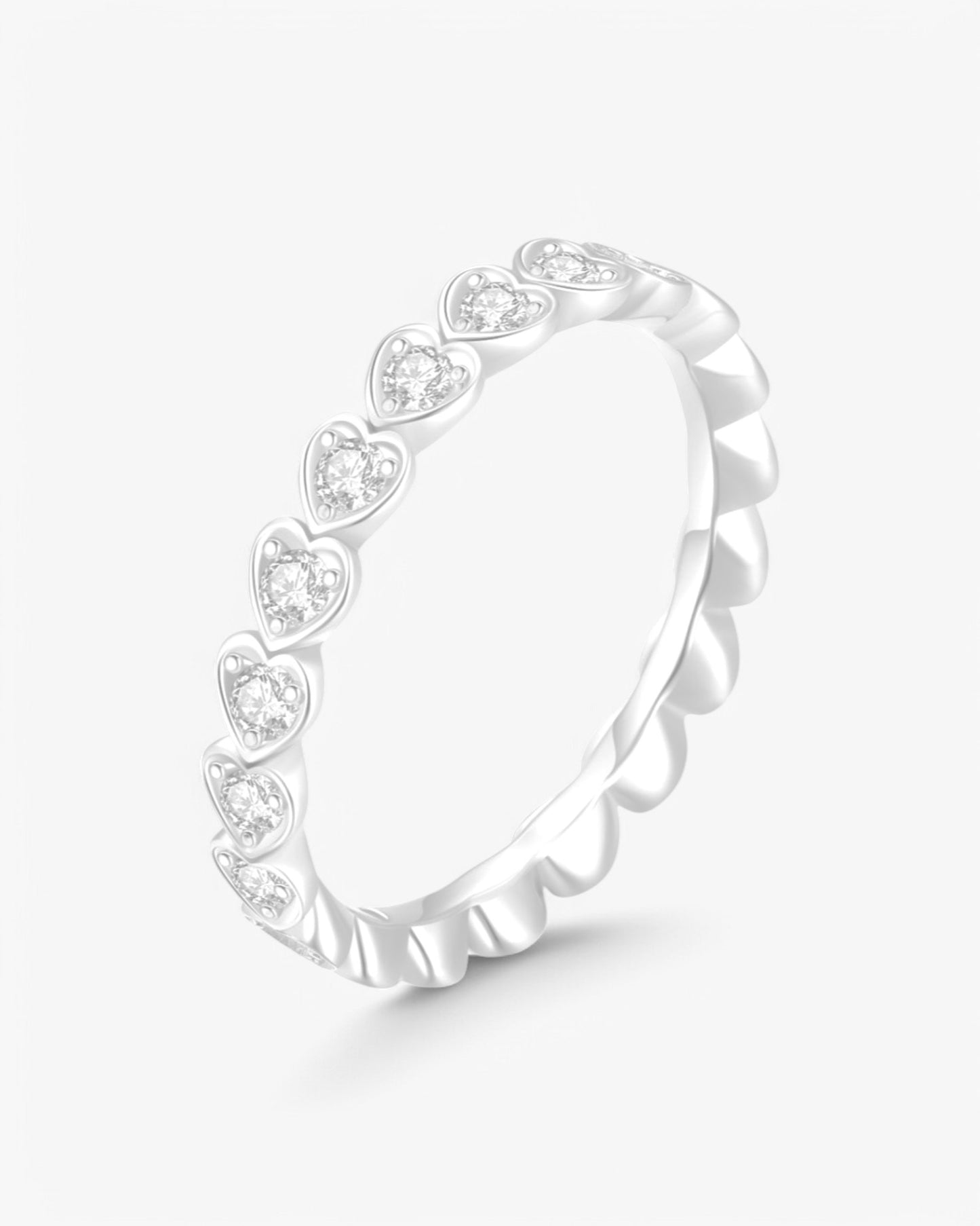Anillo de corazones preciados