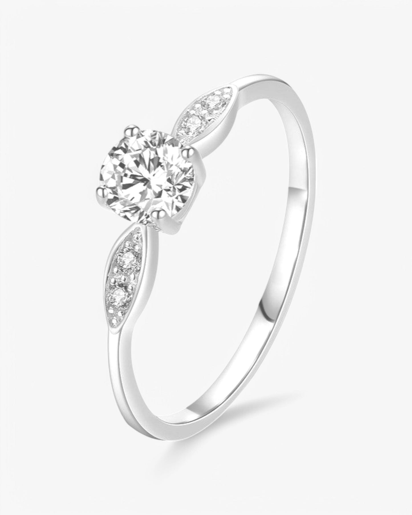 Prestigioso anillo brillante