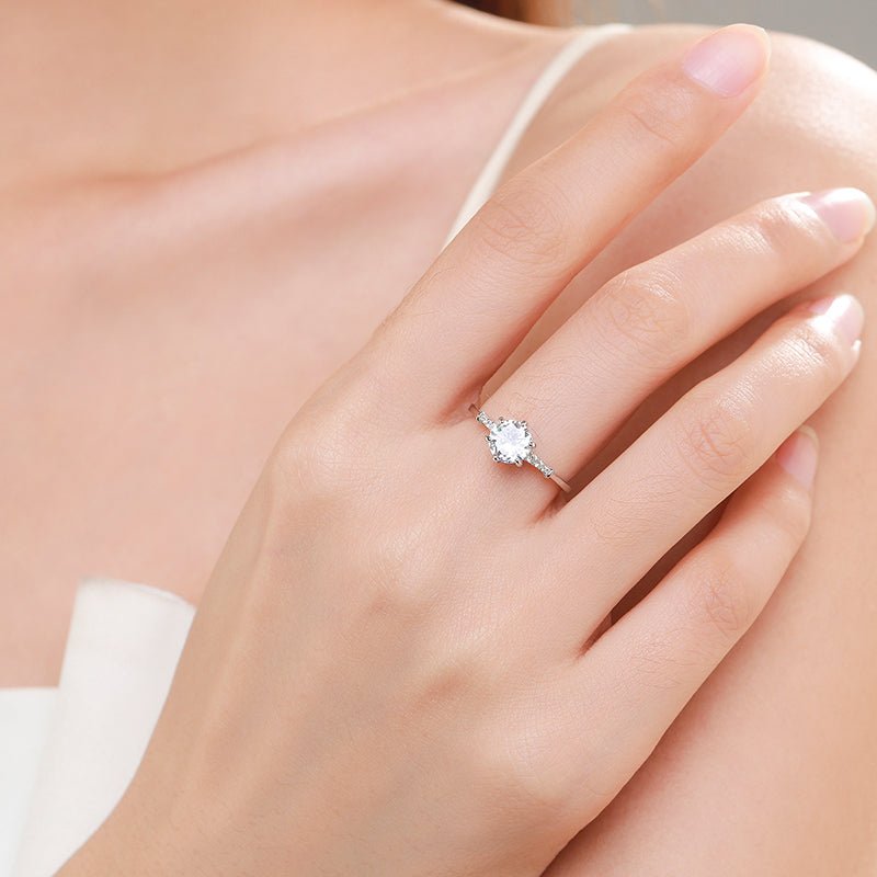 Supreme Splendor Ring - Diamoray
