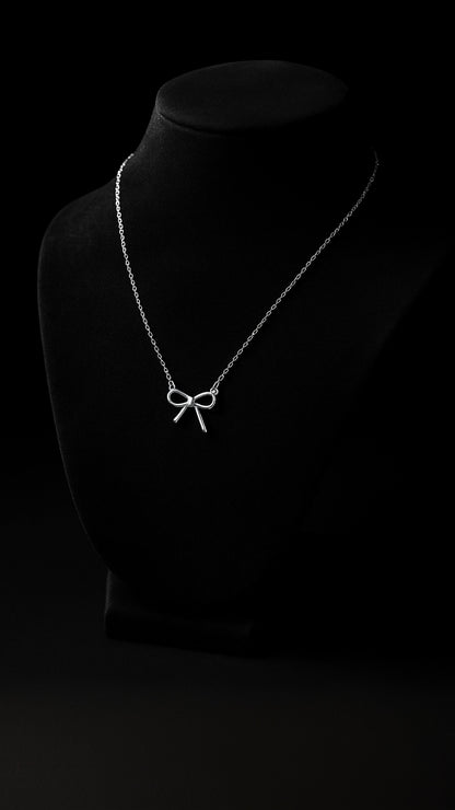 Fliegen-Eleganz-Halskette