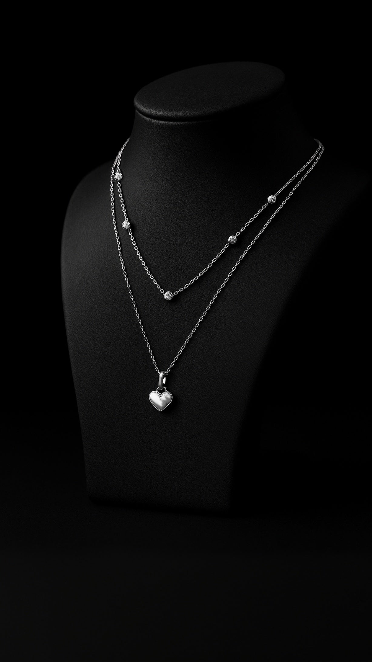 Collar de corazón divino