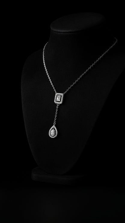Auric Thread Necklace