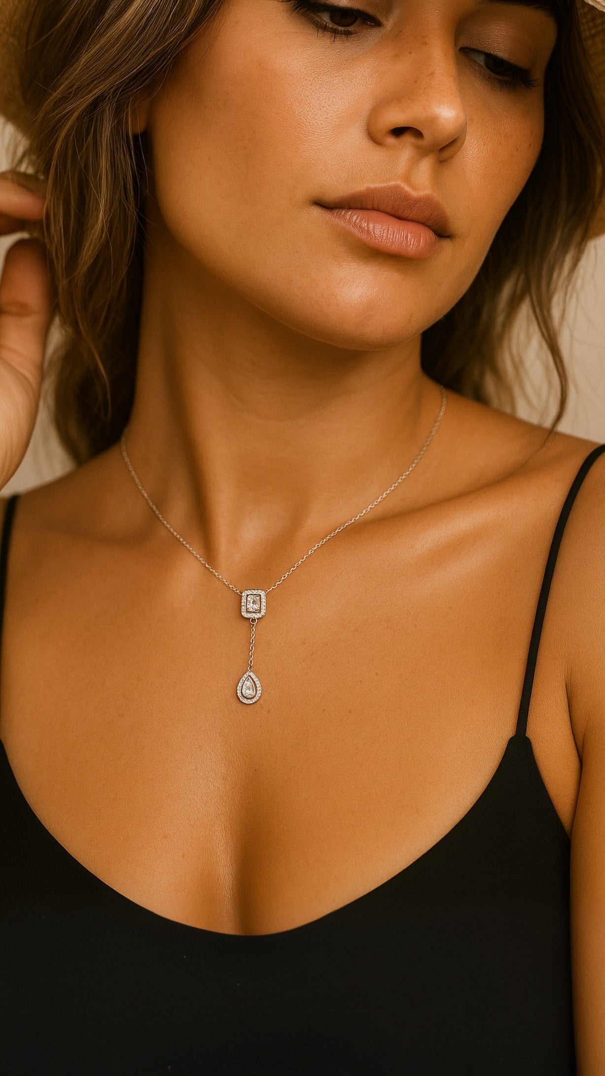 Auric Thread Necklace