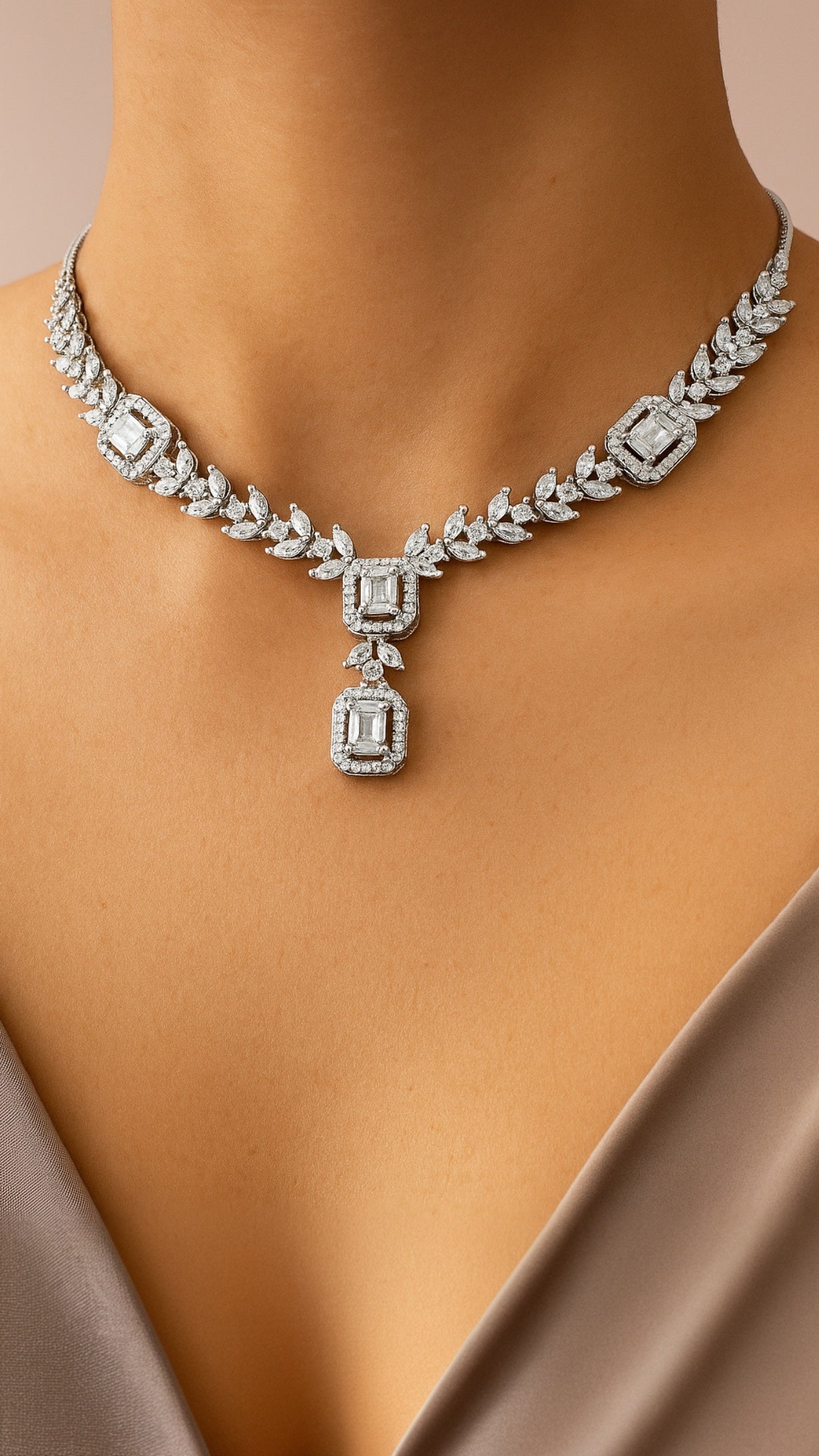 Lustre Royale Necklace