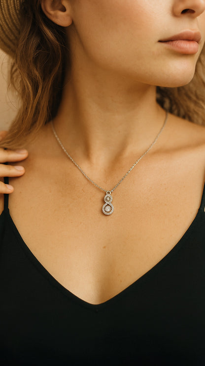 Opale Noire Necklace
