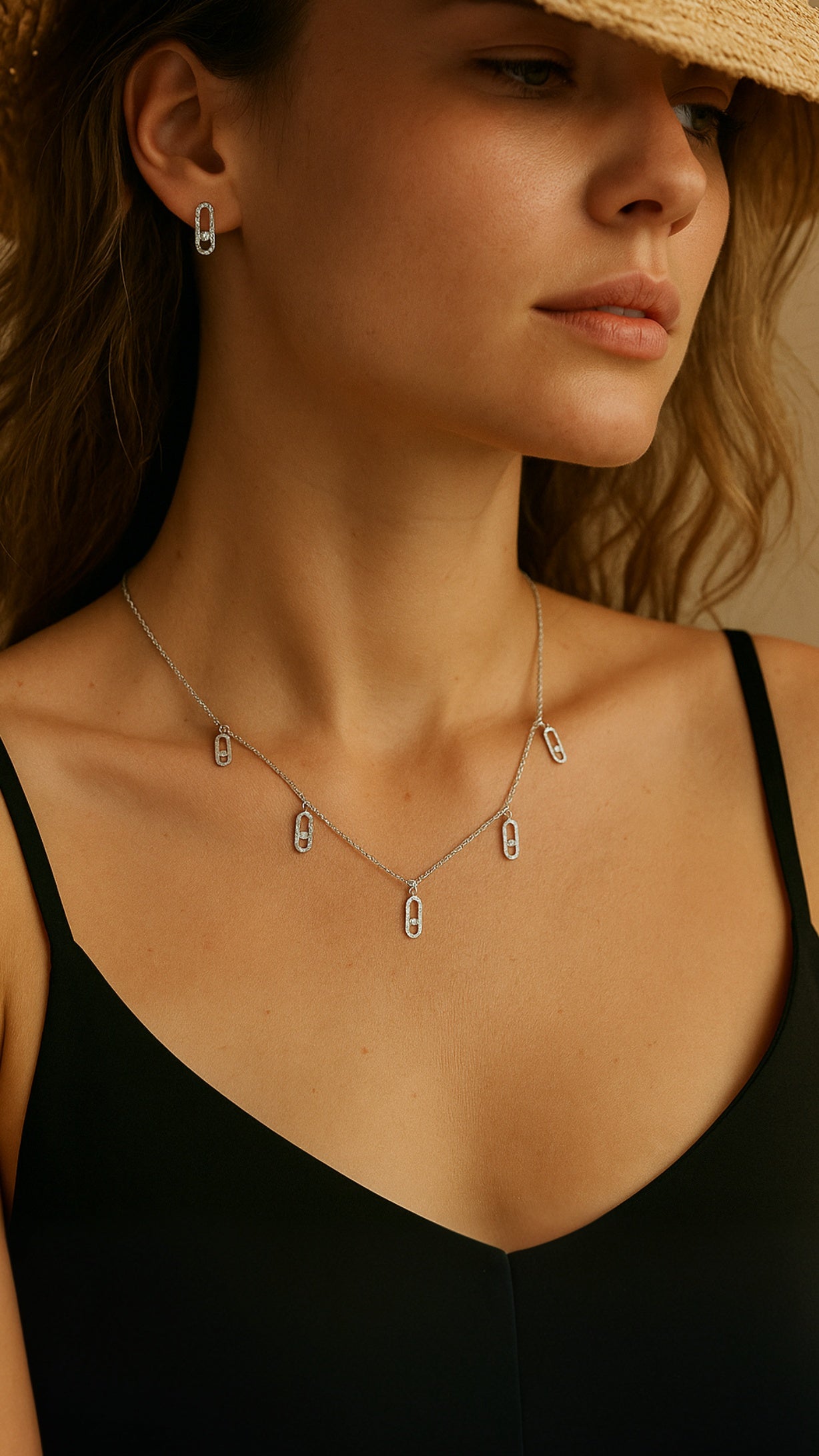 Luxe Chainline Necklace
