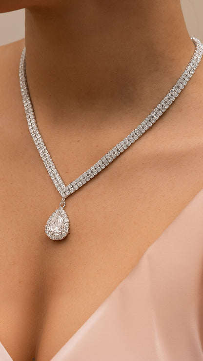Brilliant Edge Necklace