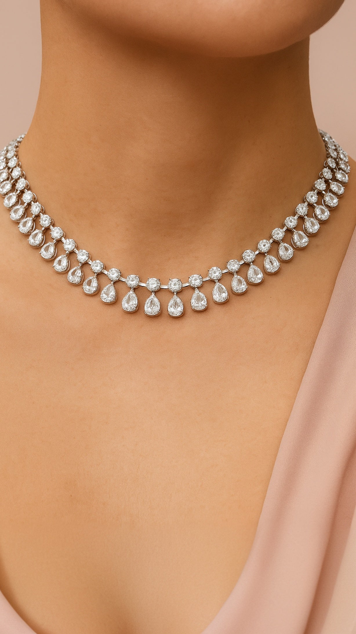 Eclat Noir Necklace