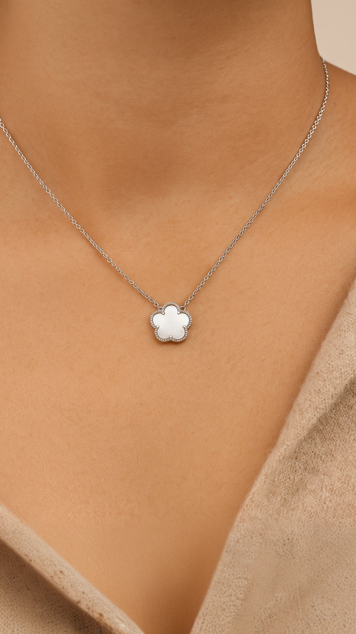 Divine Clover Necklace
