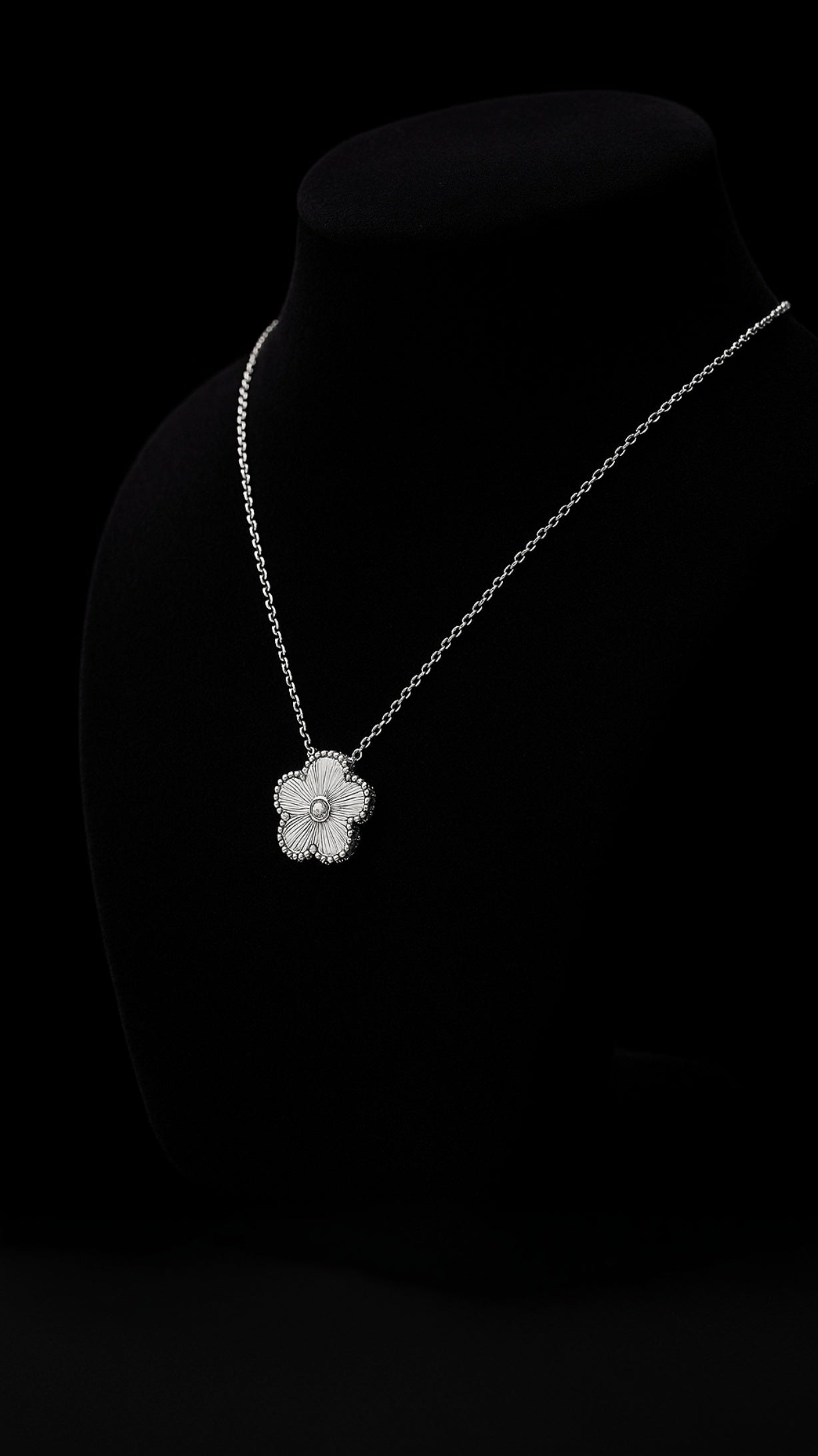 Luxury Clover Necklace