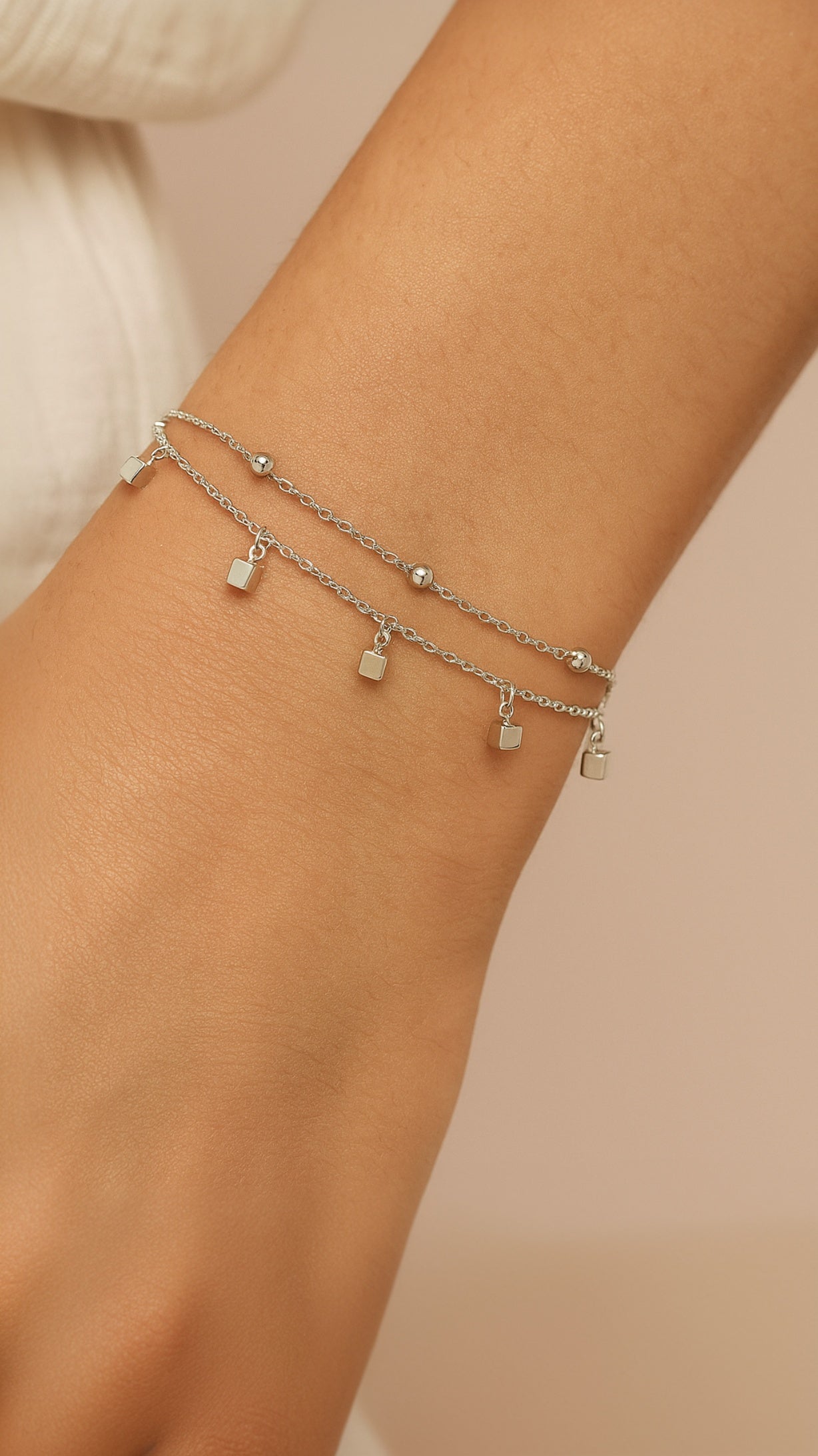 Pulsera de granate grandioso