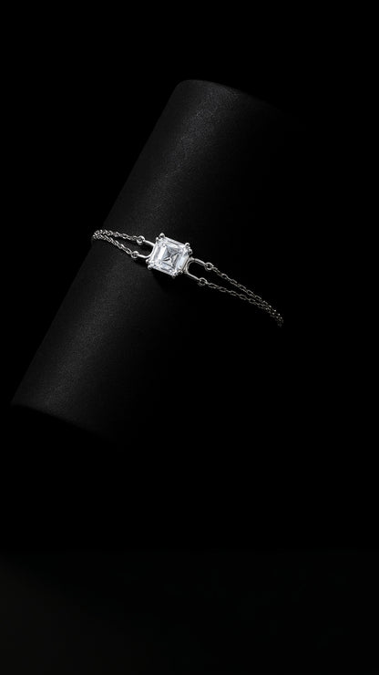 Queen's Sparkle Bracelet