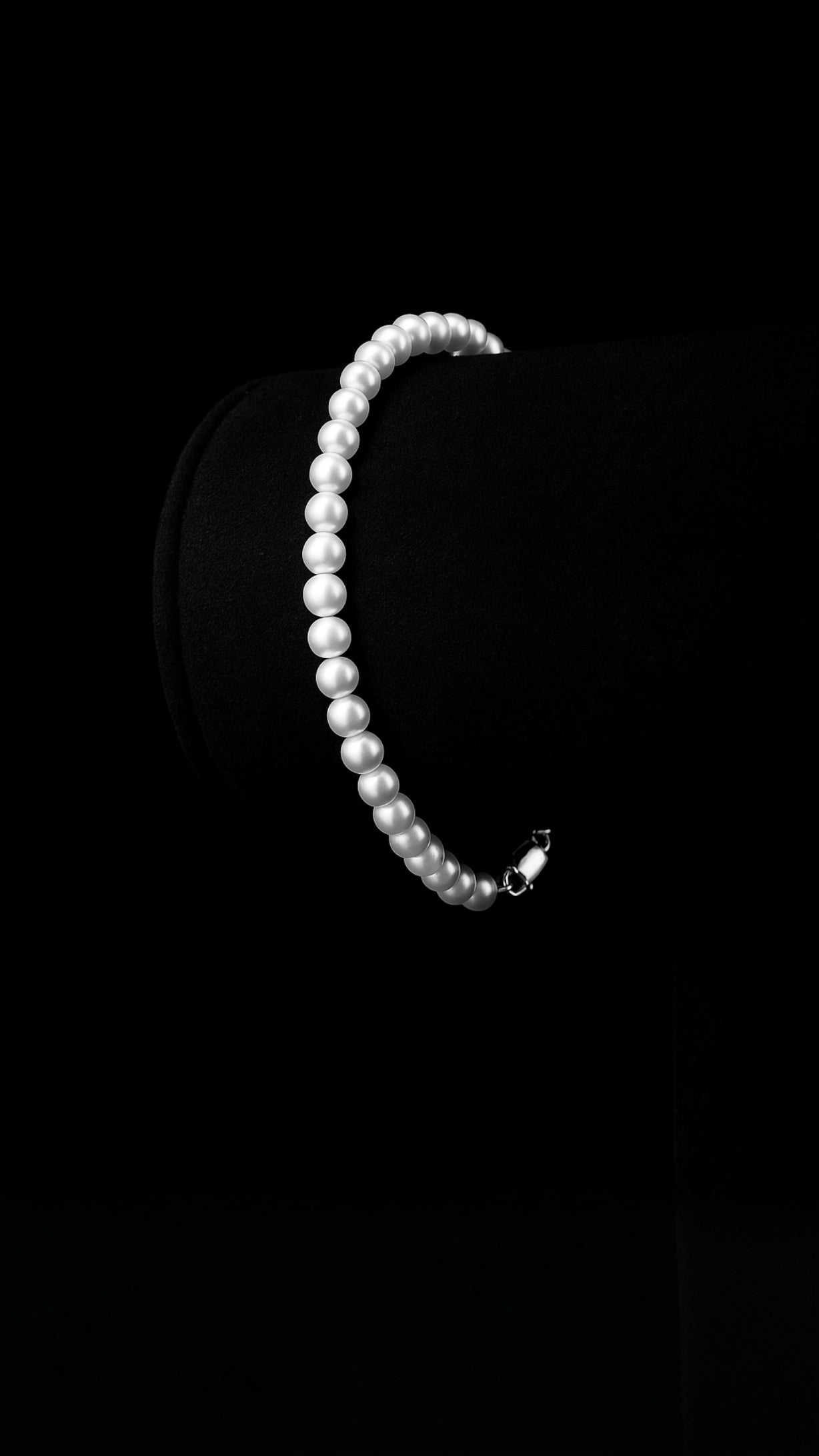 Pearl Presence Bracelet