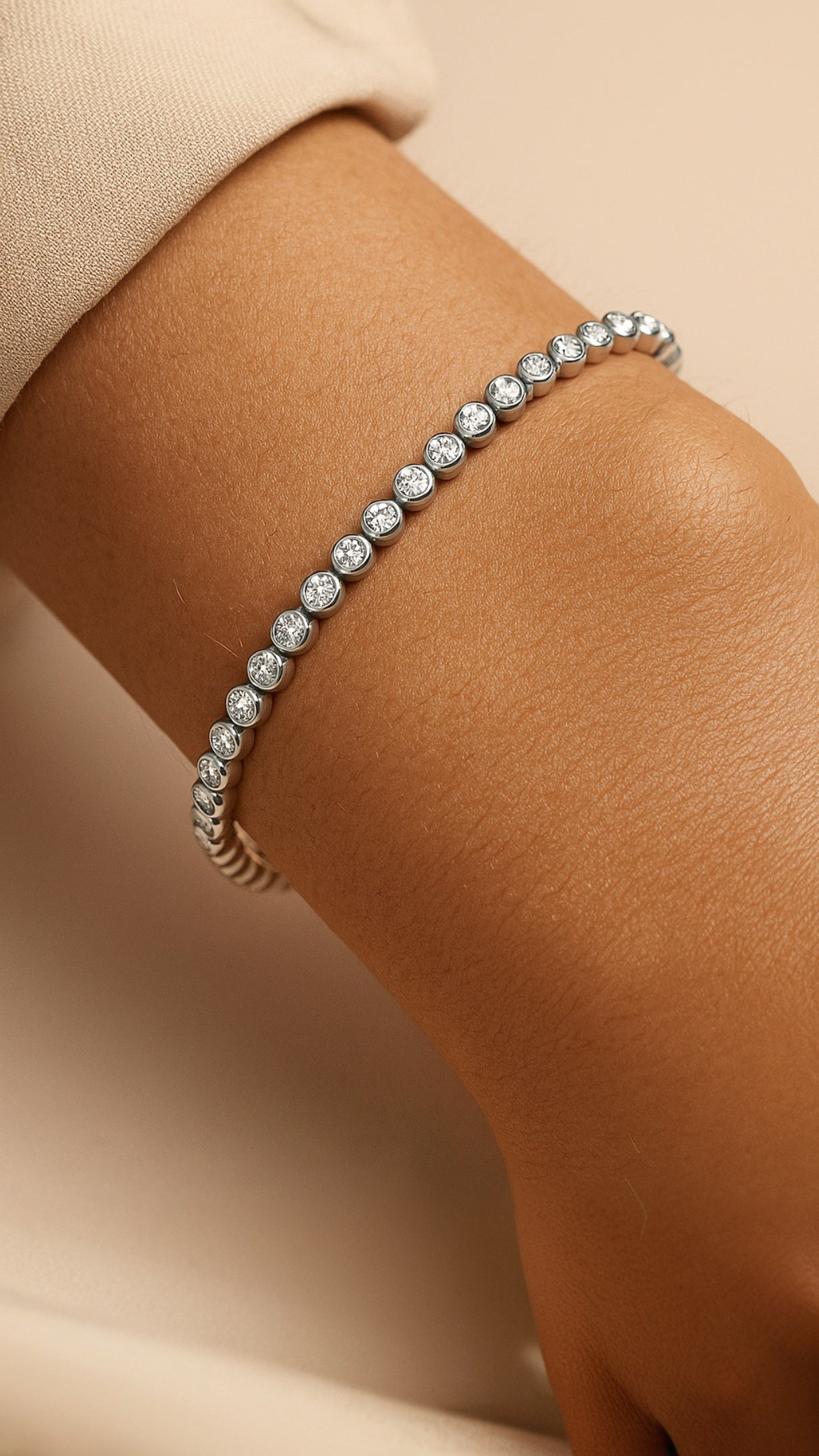 Pulsera de piedra lunar con órbita