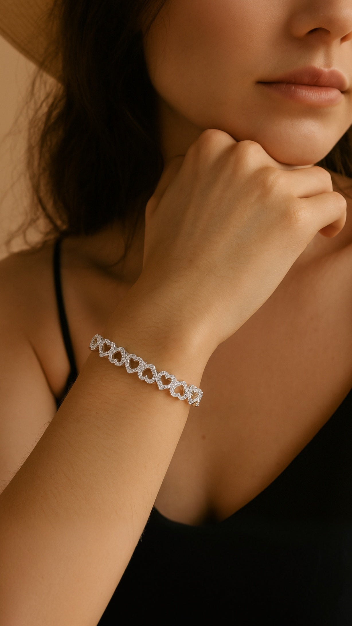 Noir Heartline Bracelet