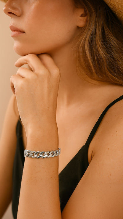 Entwined Glamour Bracelet