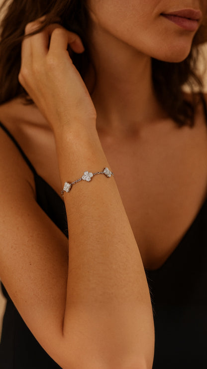 Clover Luxe Bracelet