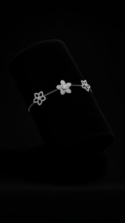 Amour Fleur Bracelet