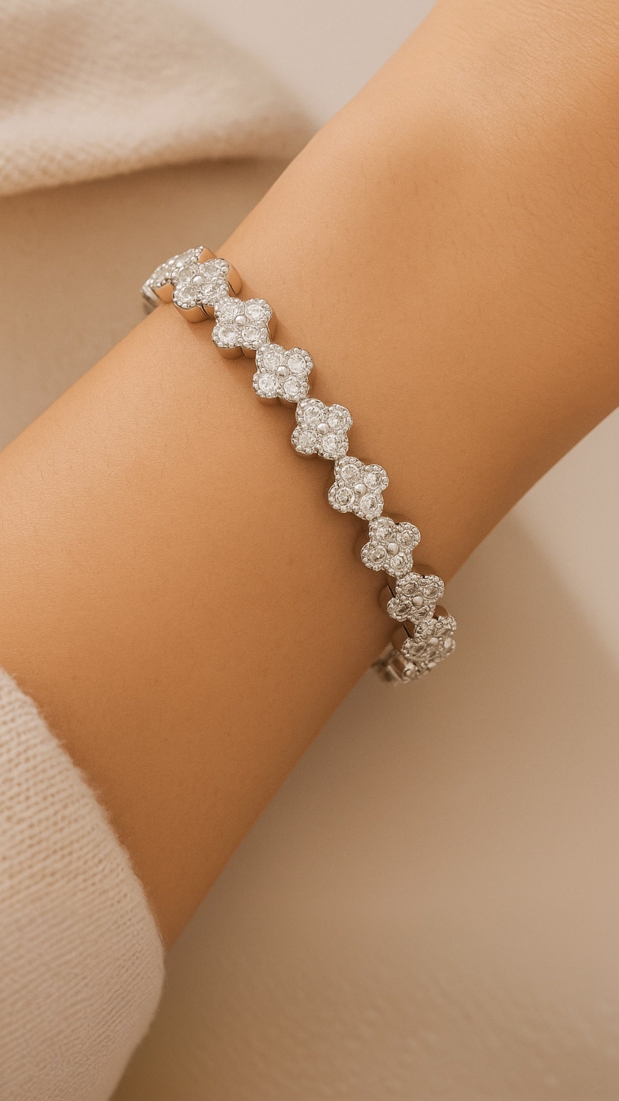 Clover Elegance Bracelet