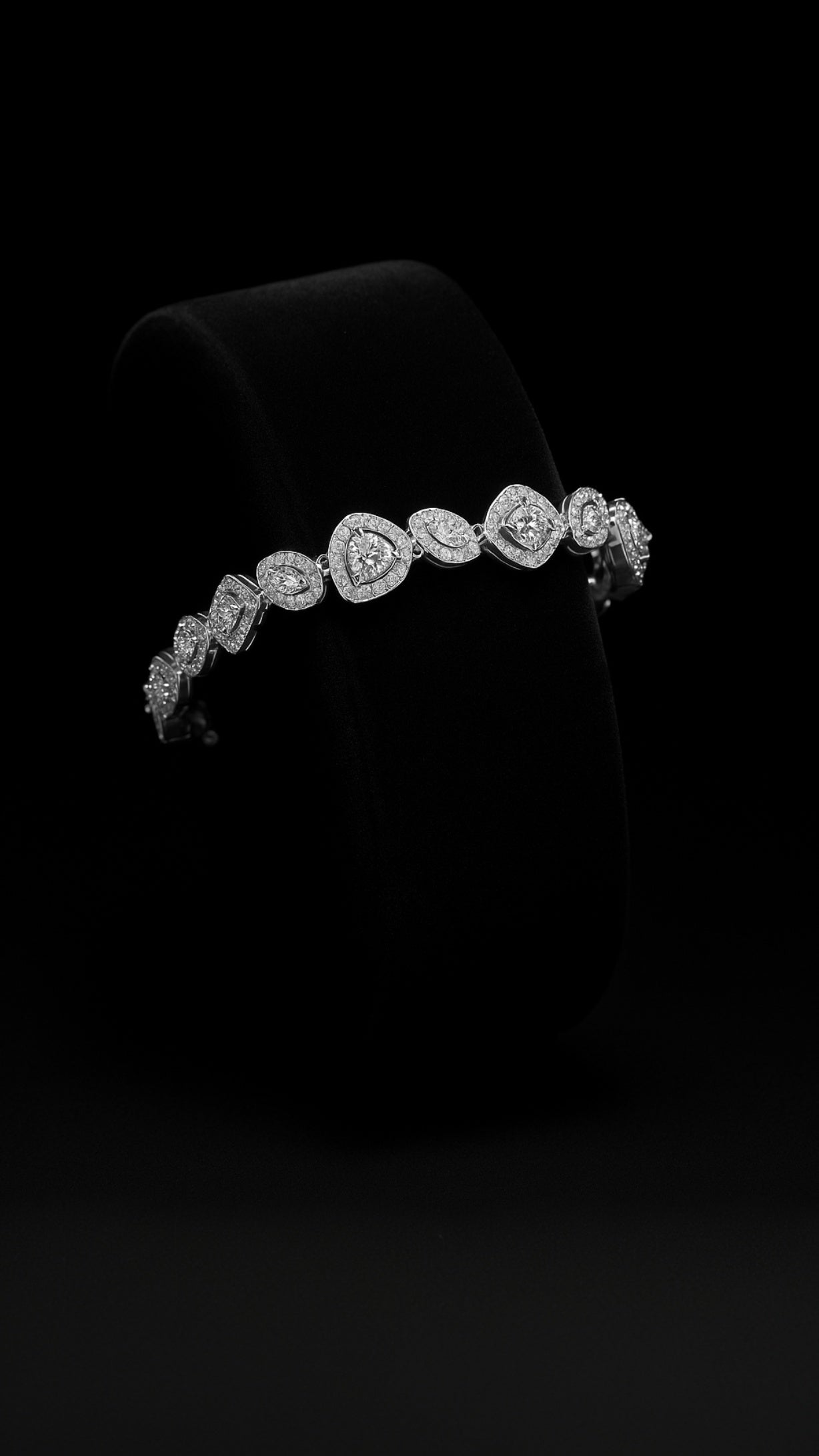 Lustre Royale Bracelet
