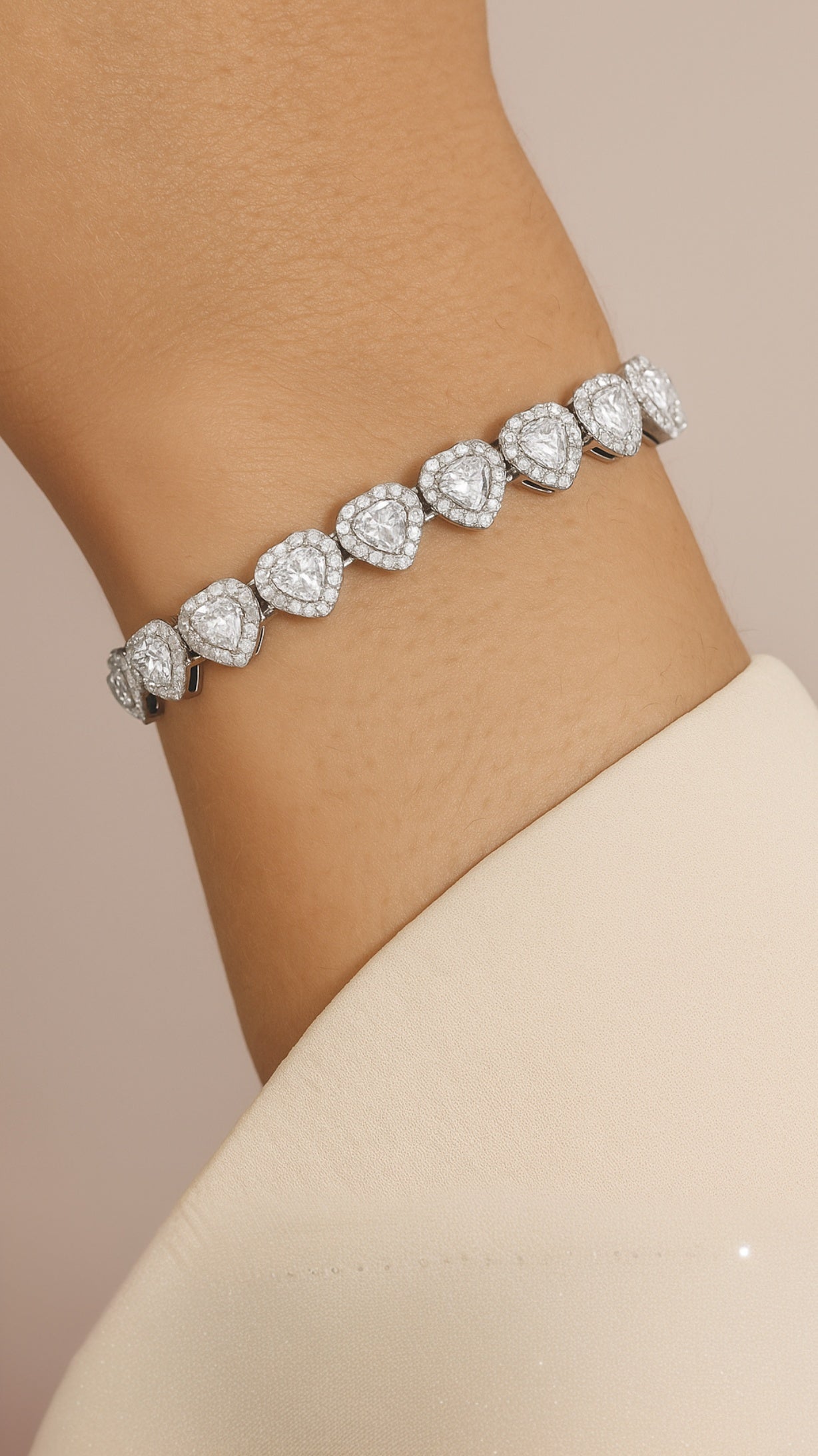 Lustrous Amour Bracelet