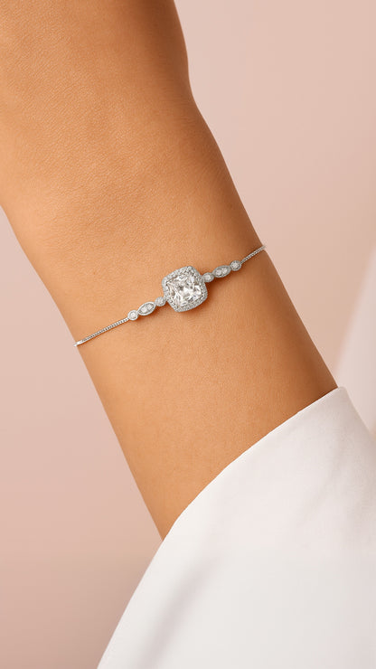Arctura Star Bracelet