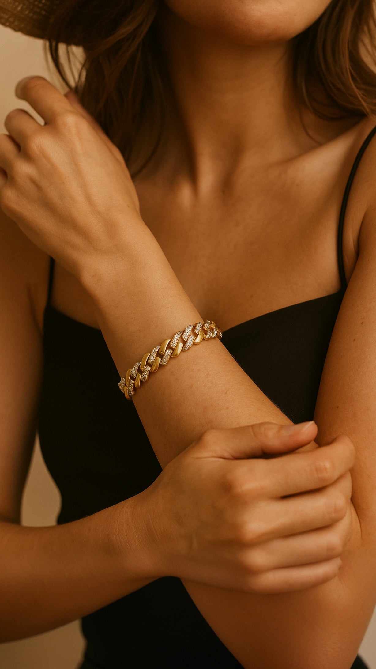 Elara Glow Bracelet