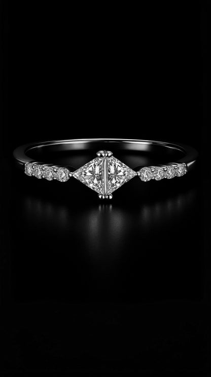 Royal Sparkle Ring