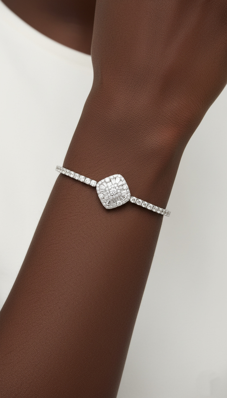 Clover Grace Bracelet