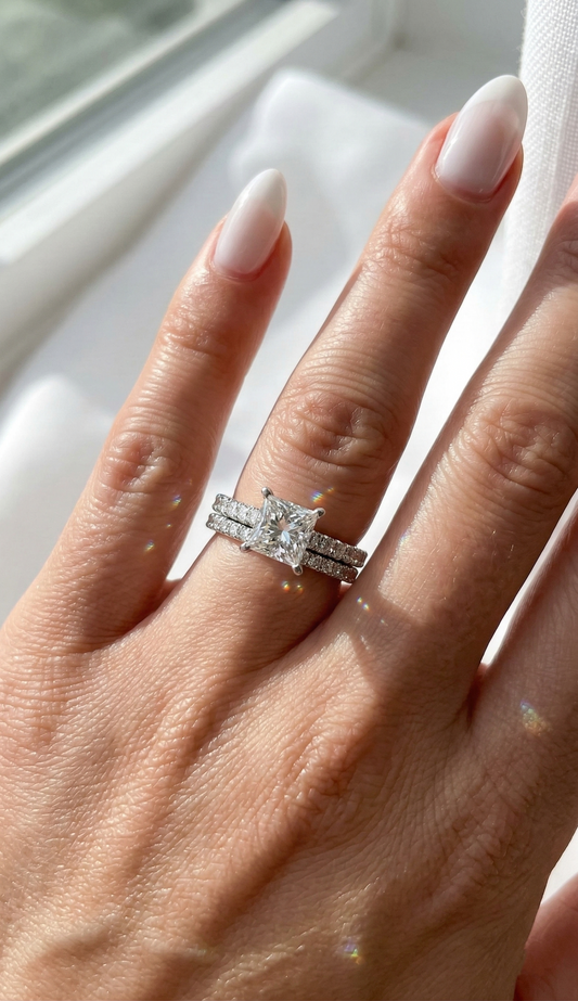 Hypernova Elegance Ring