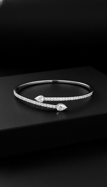 Amoura Bond Bracelet