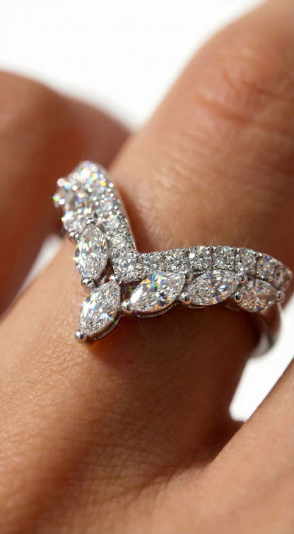 真夜の王冠リング