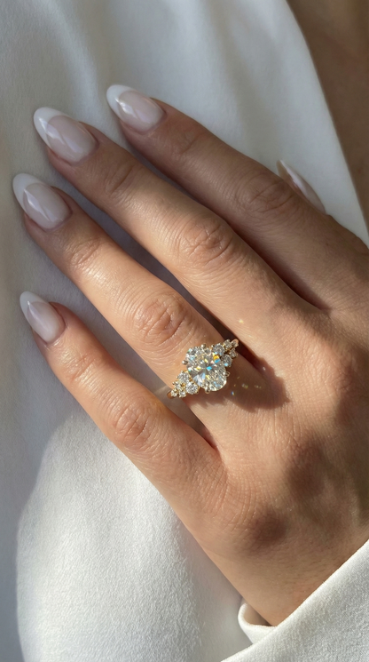 精緻で卓越した指輪