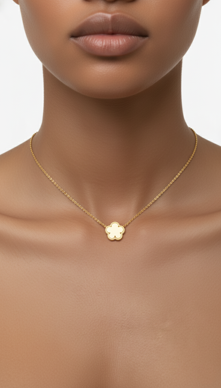 Divine Clover Necklace